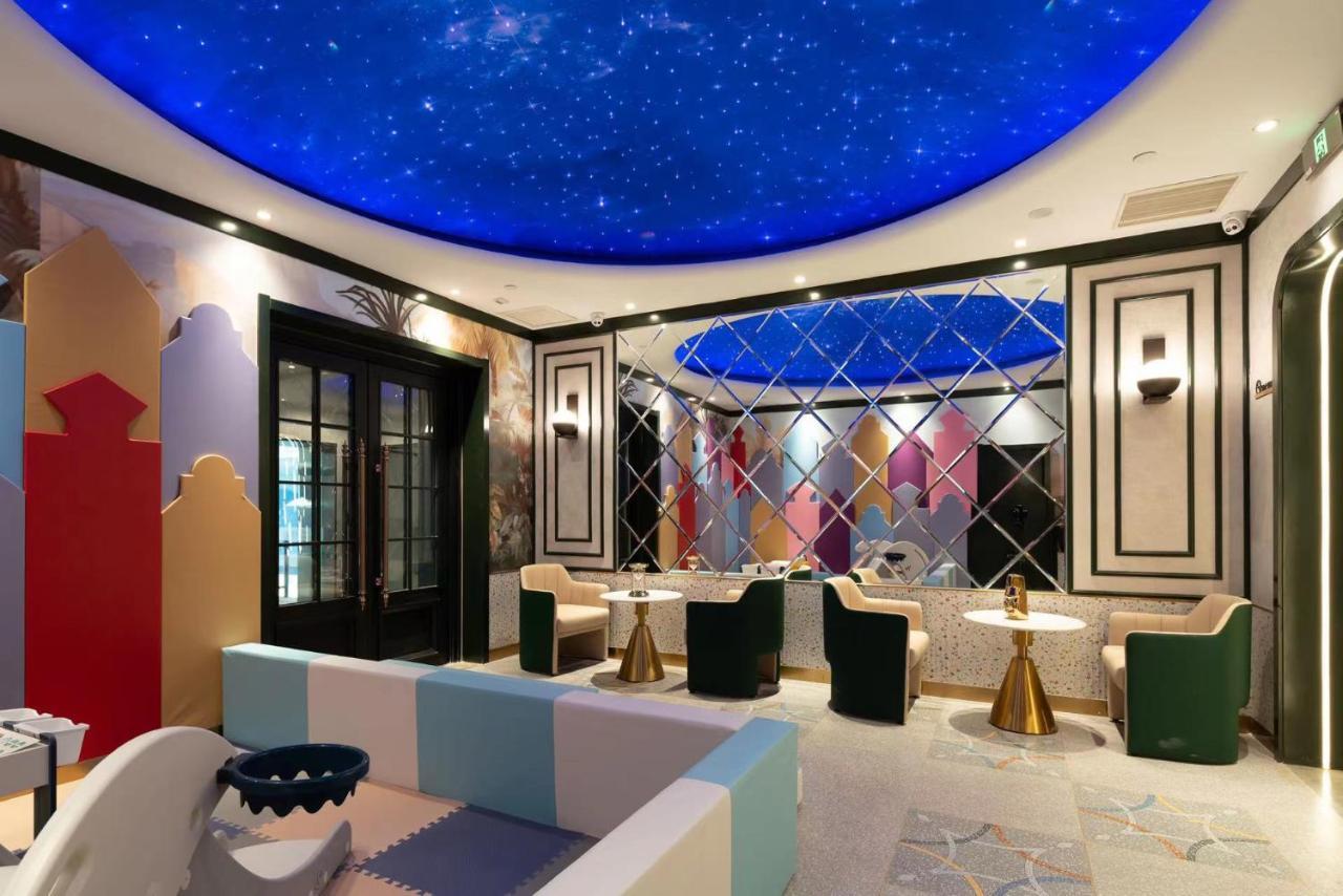 Nostalgia S Hotel Near Beijing Xidan Financial Street-Central Conservatory Of Music, Tian'Anmen Square, The Capital Museum, 10 Minutes Away From Beijing West Railway Station, Free Ice Cream, Coffee And Laundry Service Exterior photo